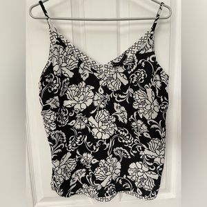 White House Black Market top (S)